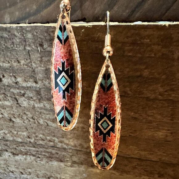 Boho Native American Navajo Red and Turquoise Copper Earrings, gift Box - Picture 5 of 8